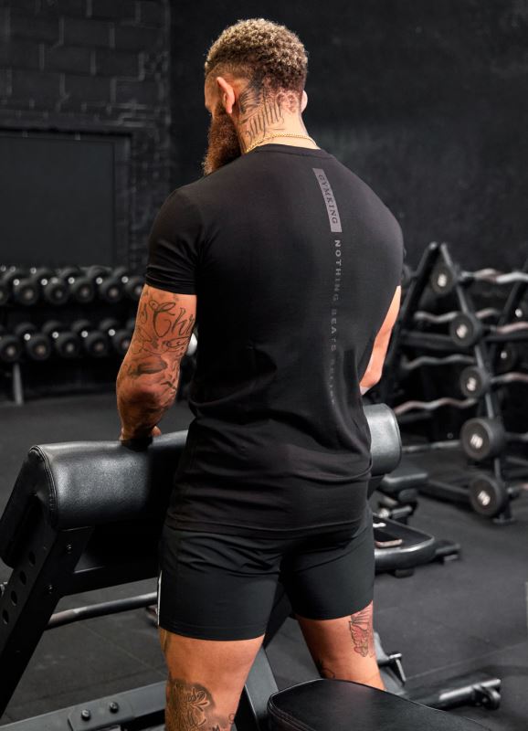 Gym King Nothing Beats Belief Tee Black Men Clothing J2PFB13